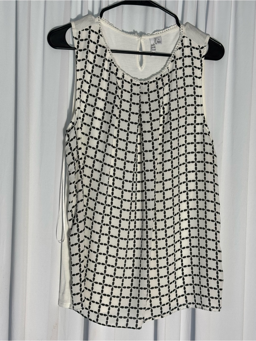 Elle White Sleeveless Camisole with Black Grid Dot Pattern
